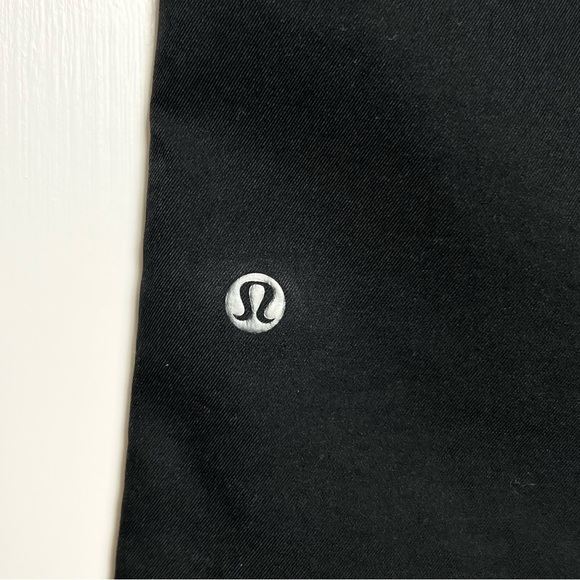 LULULEMON Mid Rise Zipper Pocket Ankle Cropped Performance City Trek Trouser‎ 6 - Picture 6 of 7